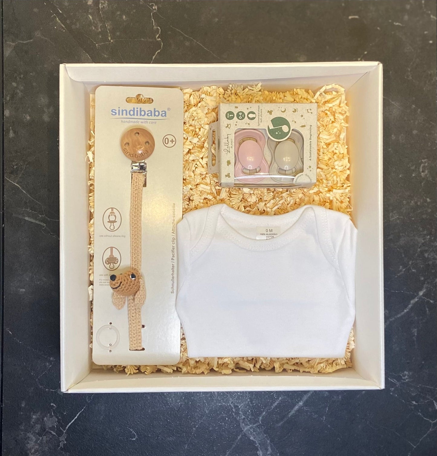 Gaveæske | The Basic Rose & Strand sand